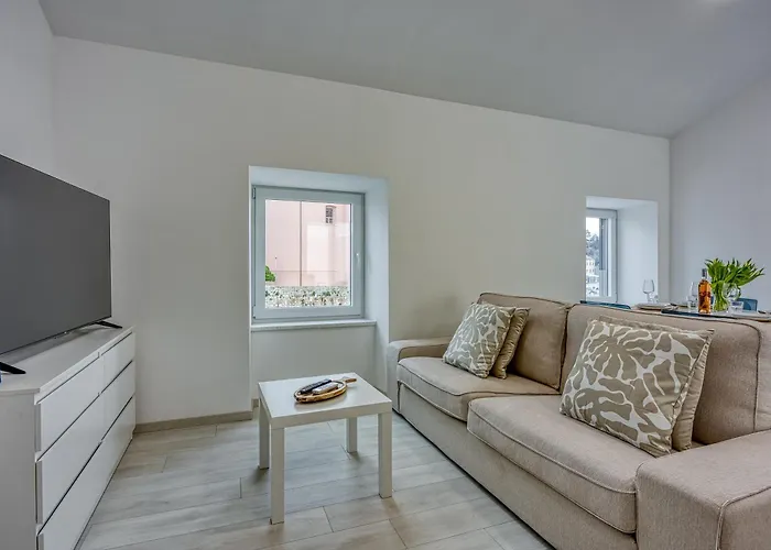 The View Apartment Veli Losinj - Happy Rentals *