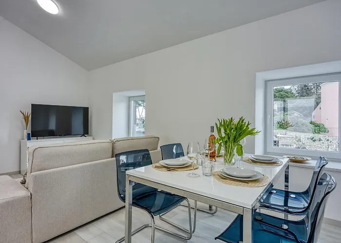 The View Apartment Veli Losinj - Happy Rentals *